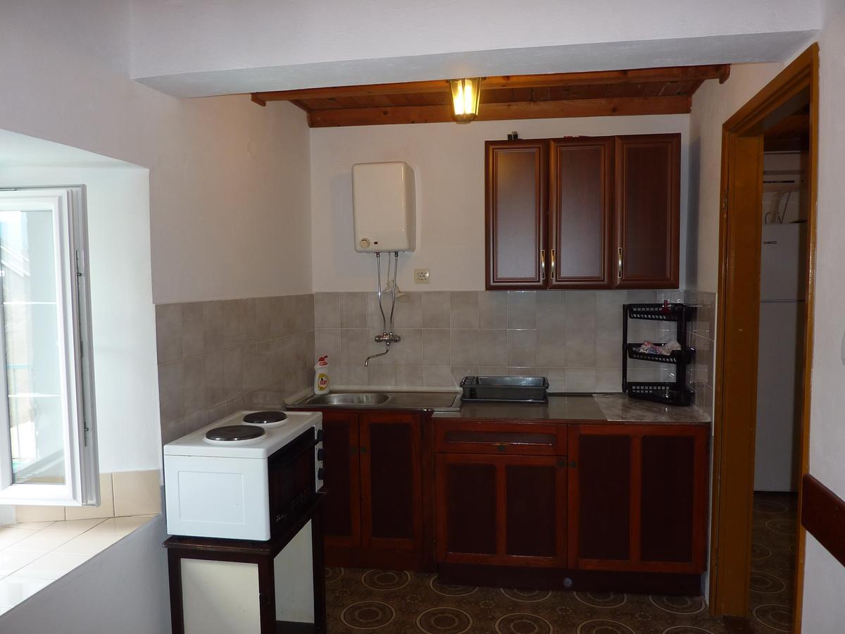 Rose - Apartmani Janovic Luštica Exterior foto